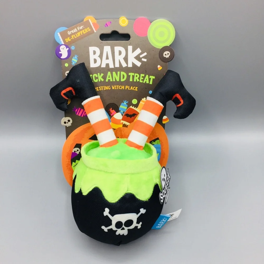 Bark Trick & Treat Resting Witch Place Dog Toy
